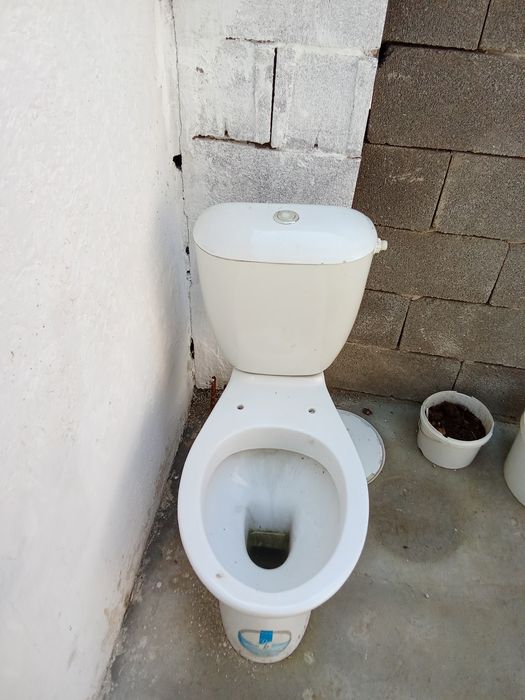 Унитаз сатылады жағдайы жаксы