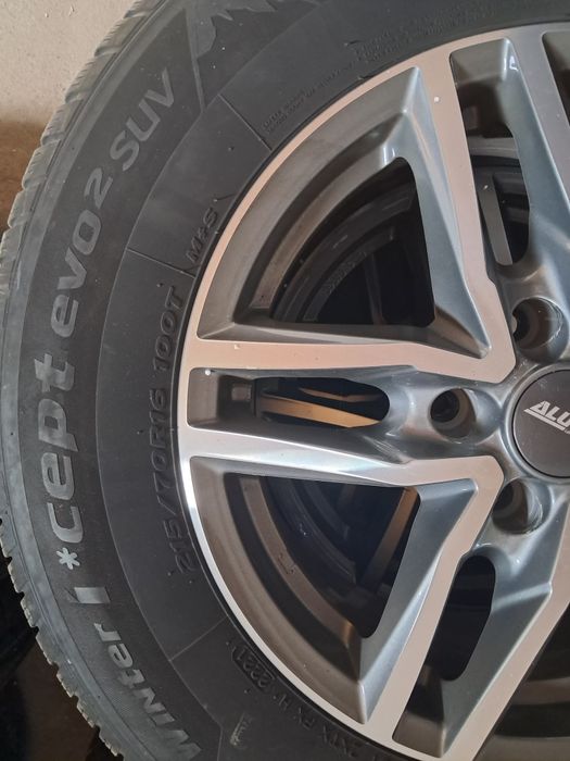 Anvelope de vanzare 215/70R16