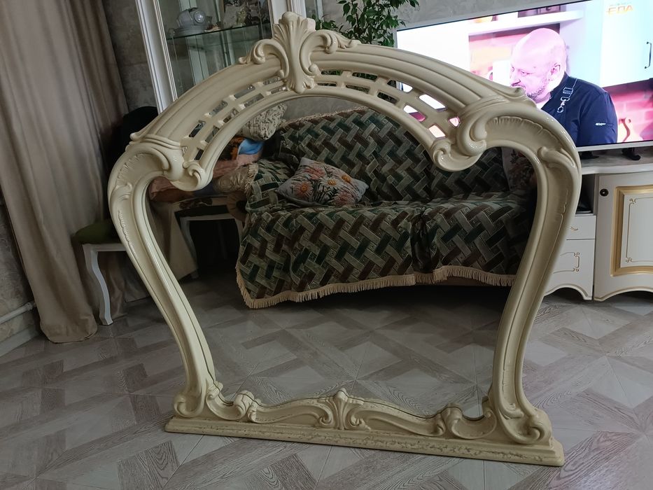 Зеркало для комода