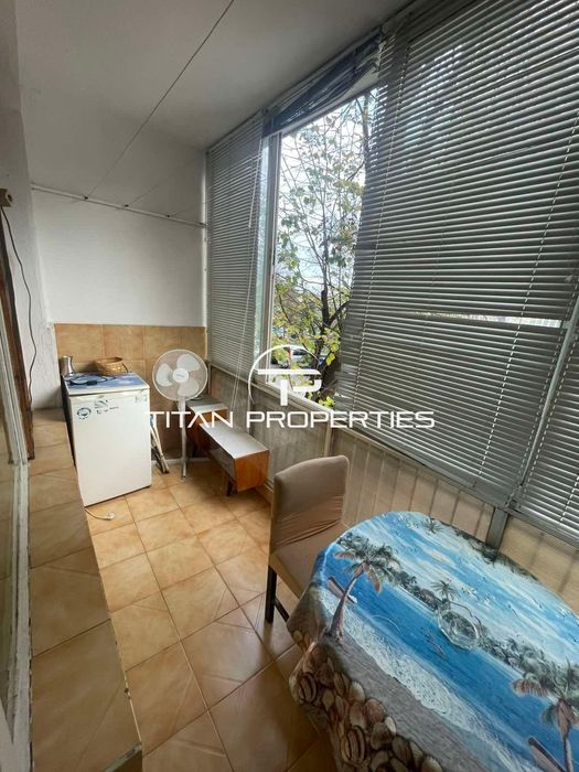 Тристаен, под наем, ж.к Лазур