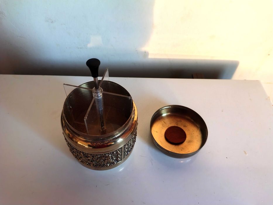 Винтидж Диспенсер,Държач За Цигари Erhard & Sohne