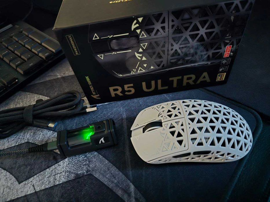 ATTACK SHARK R5 Ultra Carbon Fiber Wireless 8K PAW3950MAX Gaming Mouse