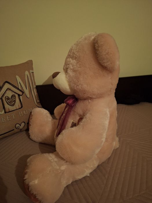 Розово плюшено мече