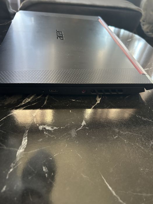 Acer Nitro AN515-43 – Ryzen 5 / 24GB RAM / SSD + 1TB HDD / RX 560X 4GB