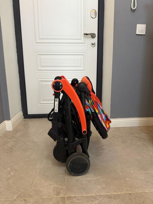 Детская коляска для прогулок