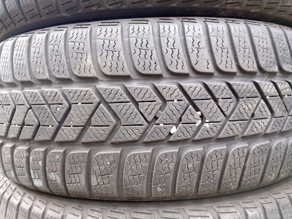 Anvelope 225/50/18 Pirelli