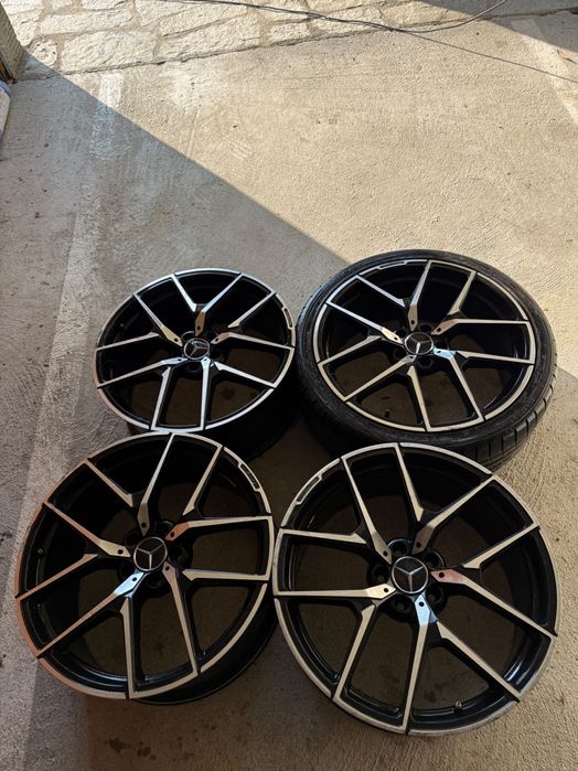 Продат се 20Цола АМГ Джанти Мерцедес