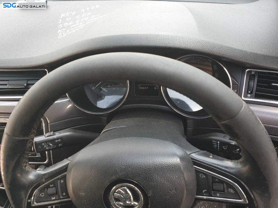 Volan Piele 4 Spite cu Comenzi cu Uzura FARA Airbag Skoda Superb 2 2008 - 2015 [K4547]
