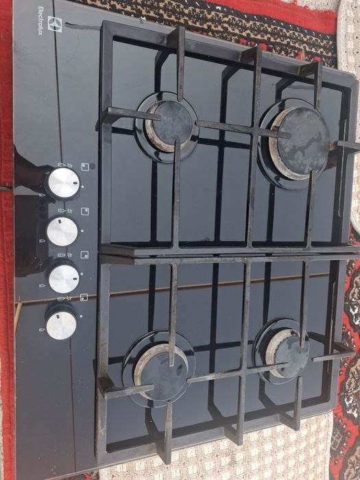 Продам  газовые поверхности Electroluxe