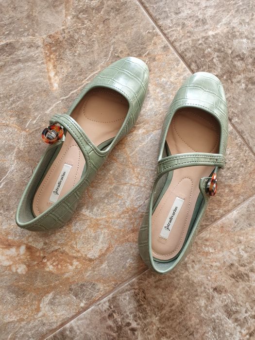 Balerini Stradivarius noi