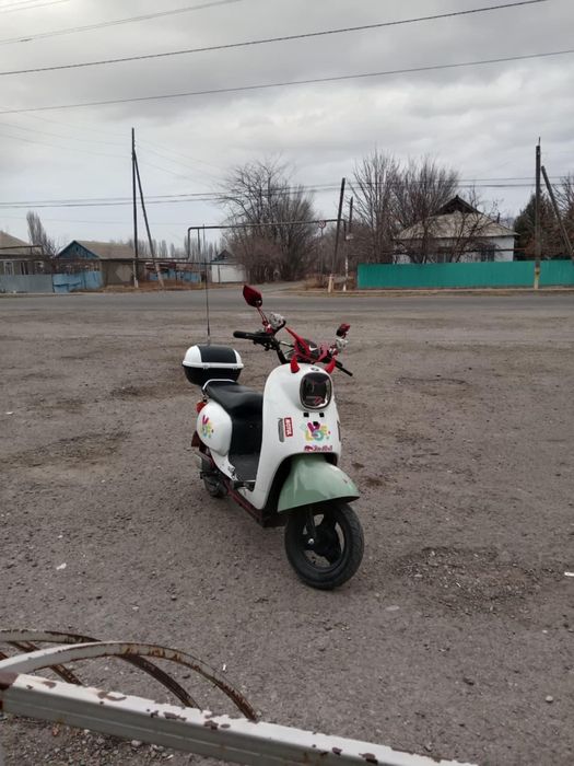 Электромопед почти новый