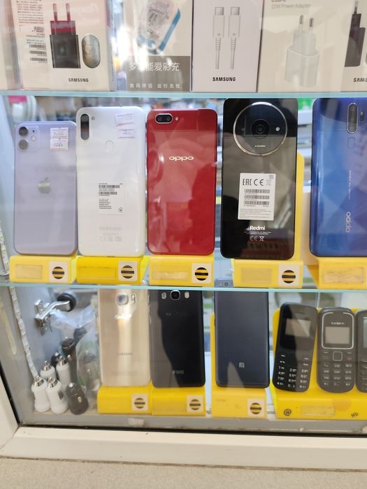 Продам Телефоны Айфон Самсунг