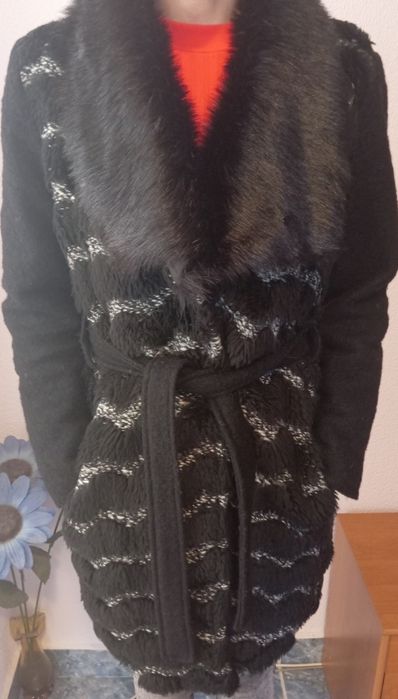 Меко черно  палто