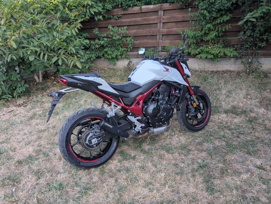 Honda CB750 Hornet 2024 | 17.000 km | QS UP/DOWN | Shark | Anvelope noi| Posibilitate înscriere ca A2