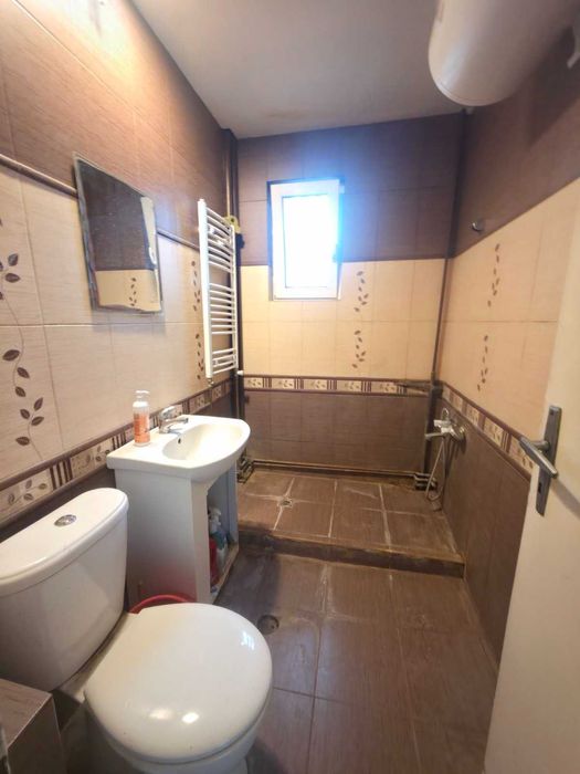 Продава се Тристаен апартамент в Пловдив, Остромила - 71 кв.м за 697 €/кв.м - Снимка #10