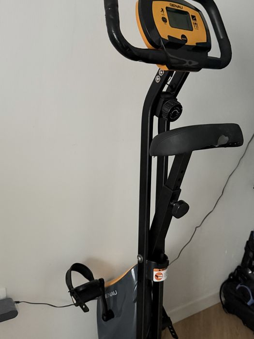 Велотренажер GENAU