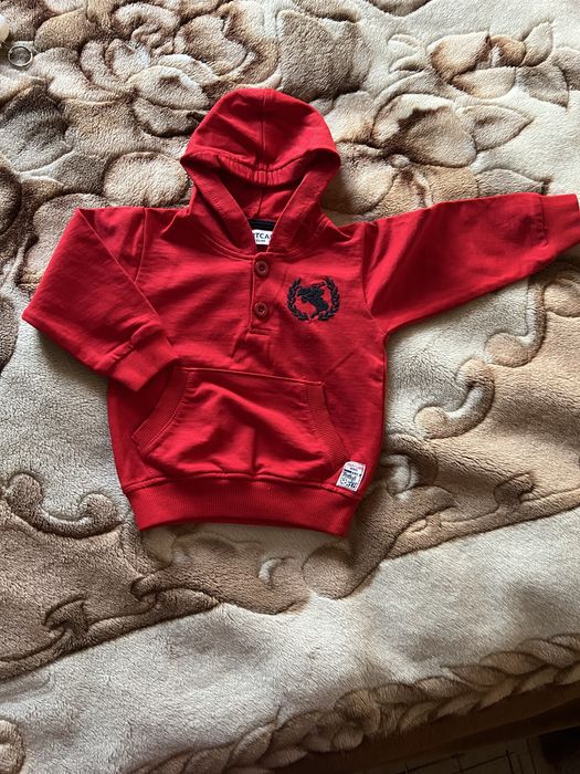 Кофта с карюшоном для новорожденных