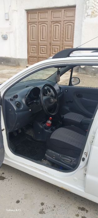 Matiz oq rangi 2004yili holati ideal 270000 yurgan