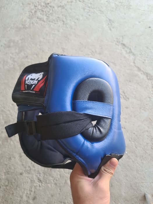 Original Venum Challenger