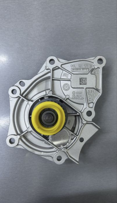 Помпа, Водяной насос для Skoda Kodiaq, Volkswagen