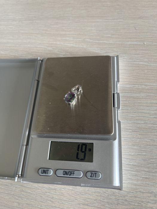 Pandantiv aur alb 14k cu mistic topaz