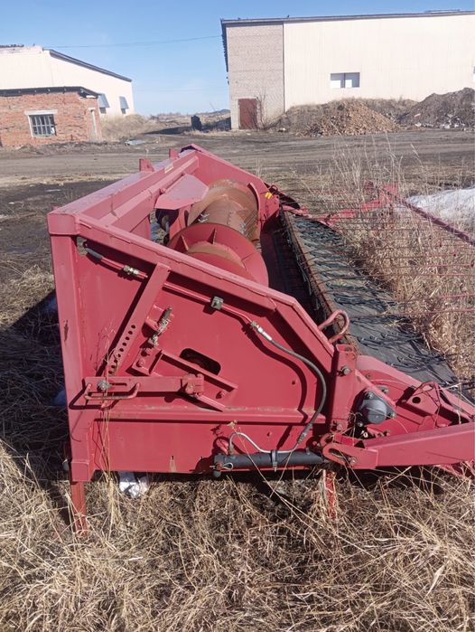 Комбайн Есиль740