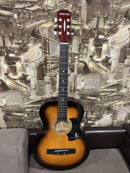 Гитара акустическая Ronnie Wood