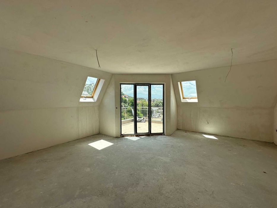 Продава се Мезонет в Пловдив, Център - 234 кв.м за 1350 €/кв.м - Снимка #2