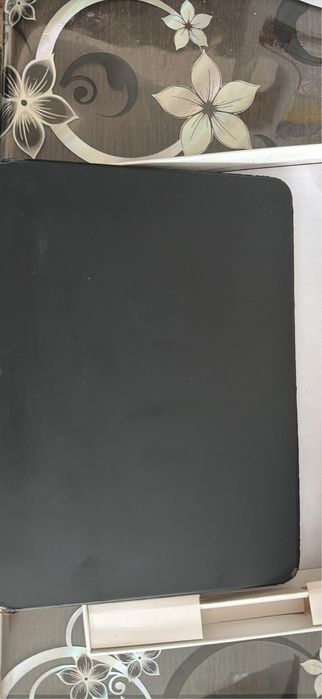 Tastatura apple