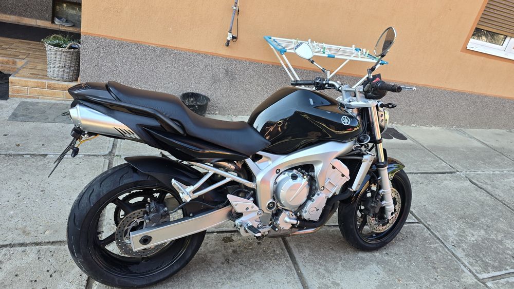 Vând Yamaha fz6...