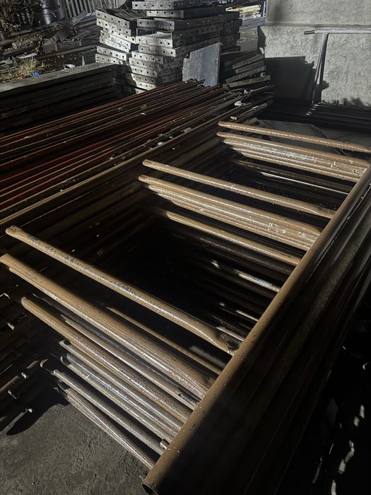 Леса строительные