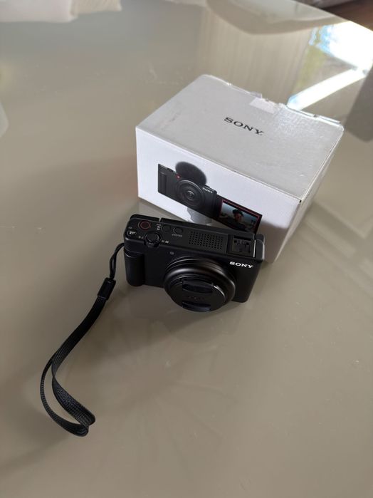 Фотоапарат SONY ZV-1F