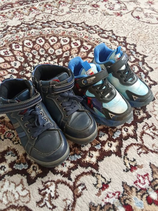 Продам обувь для мальчика весна-осень