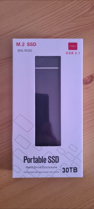 SSD Portabil M.2 cu SSD 30TB