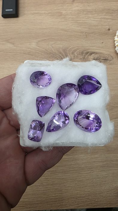 Piatra naturala ametist