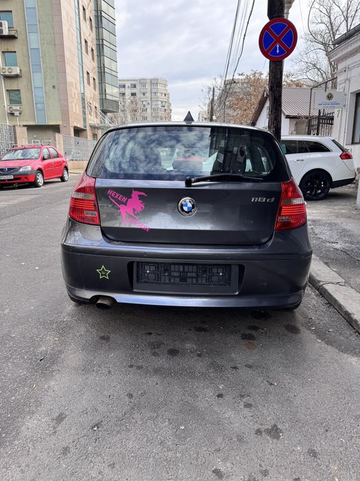 Dezmembrez BMW 118D E81 Seria1 N47D20C