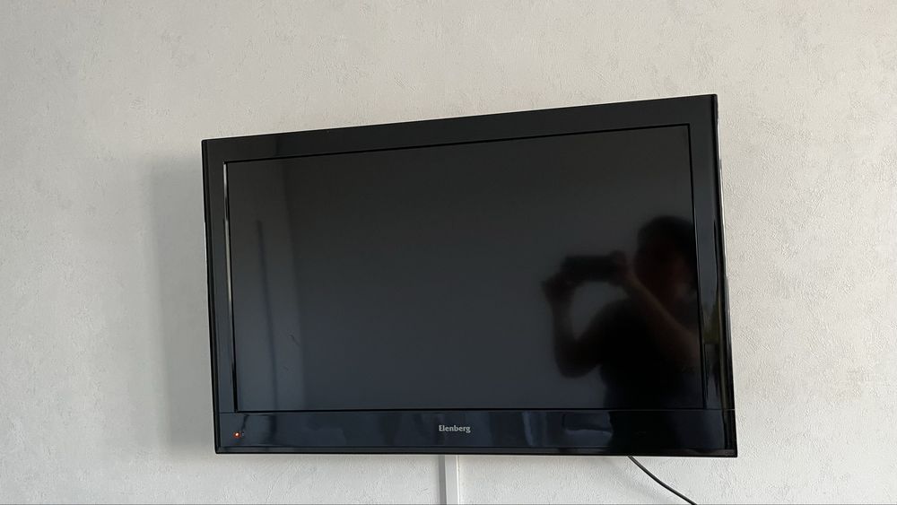 Телевизор Elenberg