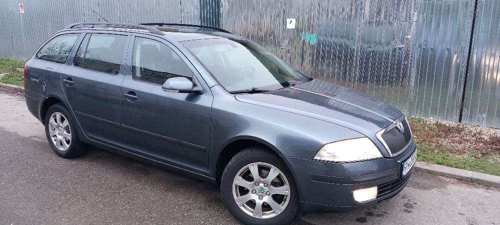 Skoda Octavia 2, 1.6 benzină