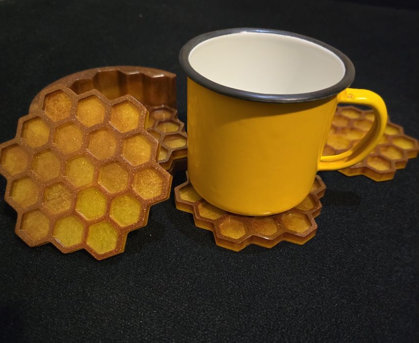 Комплект подложки за чаши от епоксидна смола, подарък за осми март...