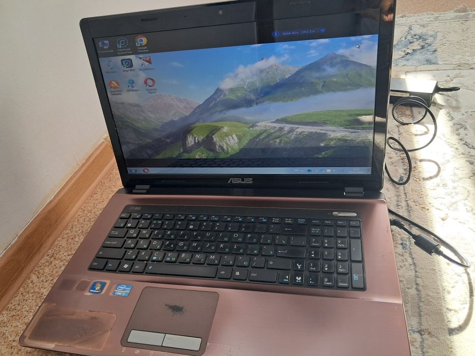 Ноутбук Аsus ,хорошее состояние