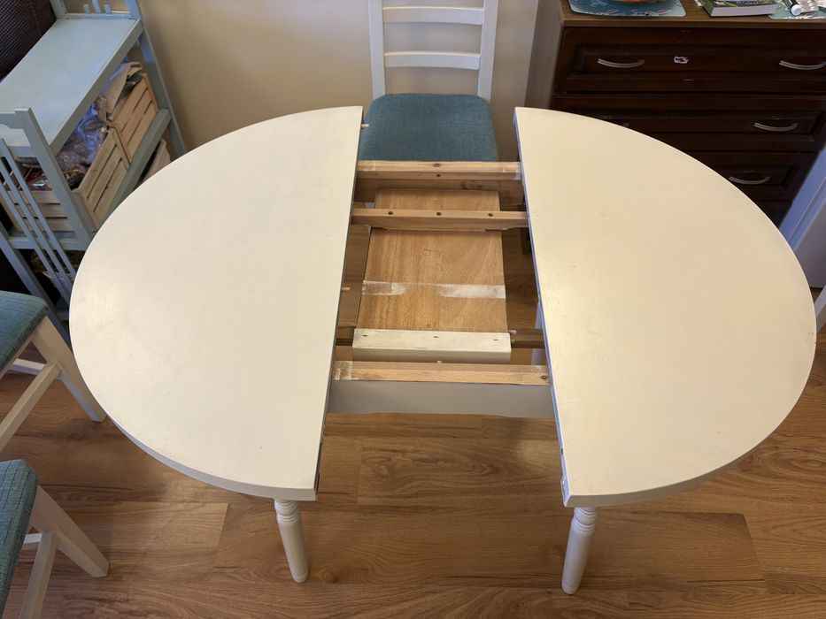 Кухненска маса кръгла разтегаема