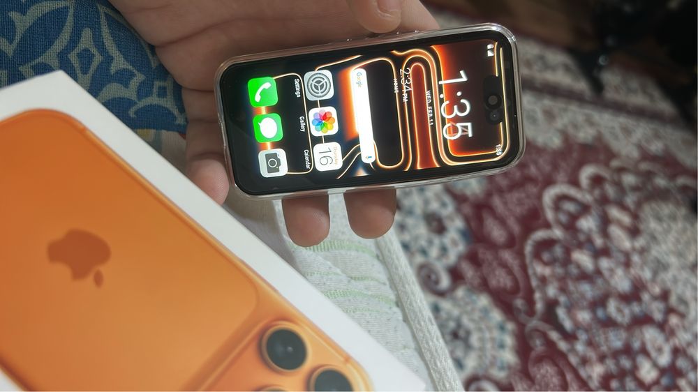 Продам Айфон 17 про мах