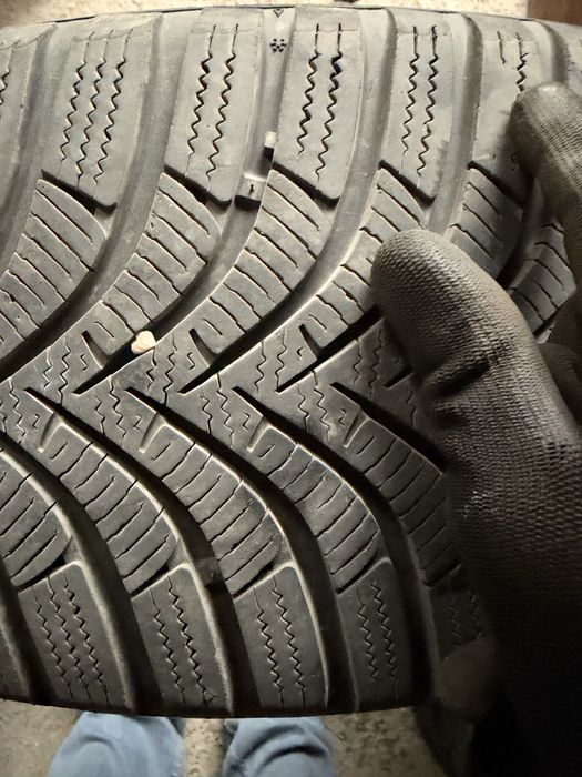 Зимни гуми 205/55/15 Hankook