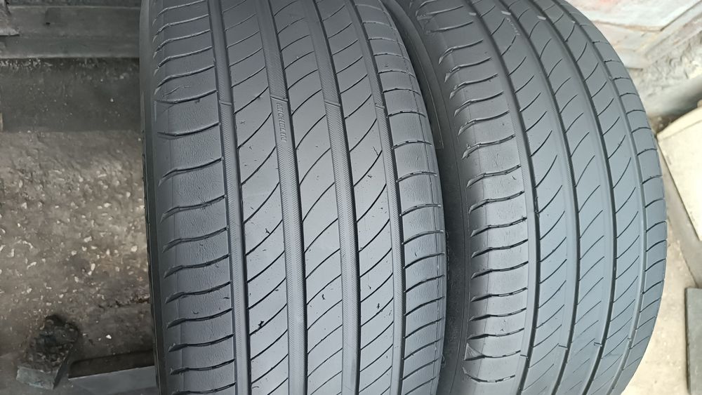 225/50/18 Michelin