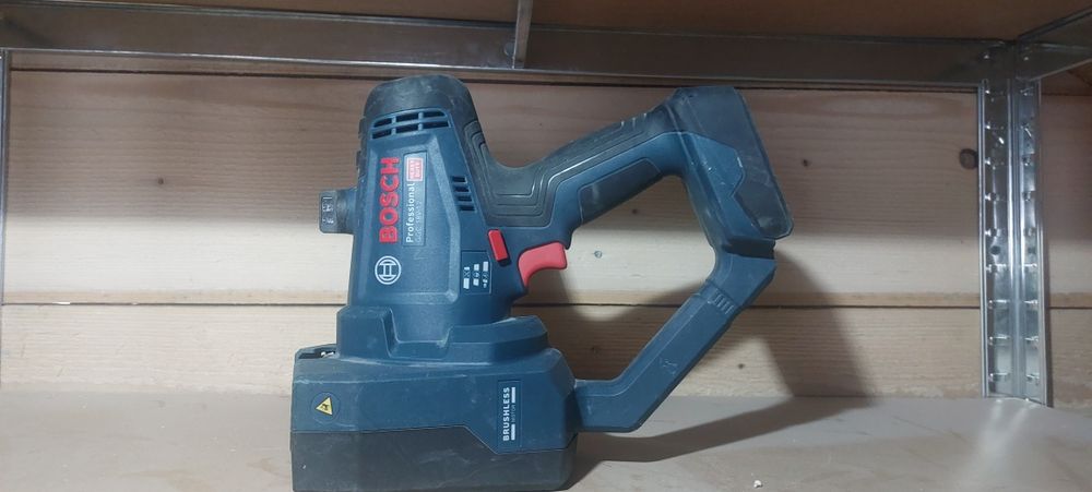 Masina de debitat Bosch GGC18V-12