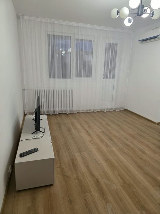 Inchiriez apartament 2 camere