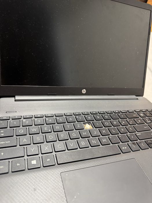 Laptop de vânzare