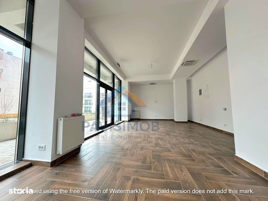 Spațiu comercial cu vitrină stradală – zonă Coresi