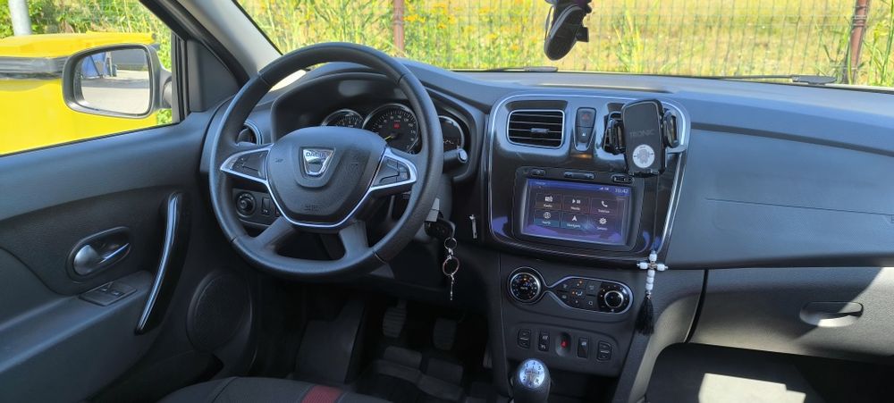 Vând Logan 0.9TCE 90cp 2018