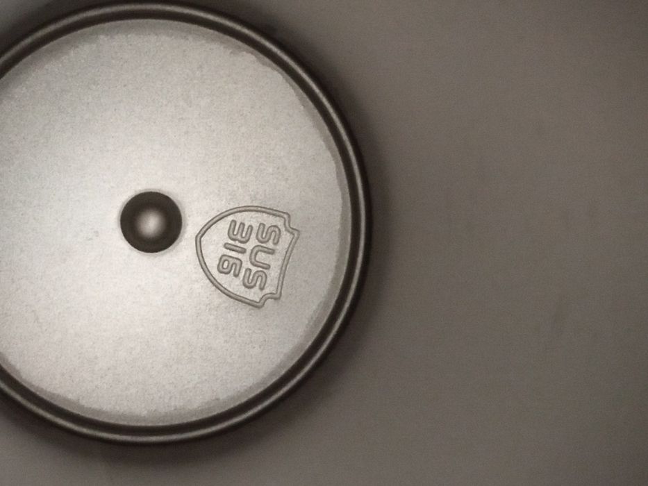 Продам новый термос